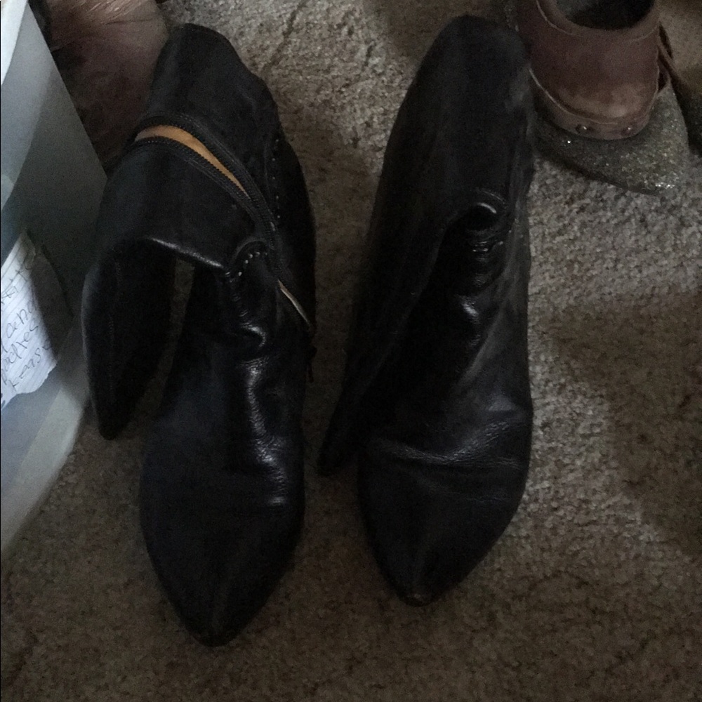 All shoes range from 6 1/2 to 7 1/2